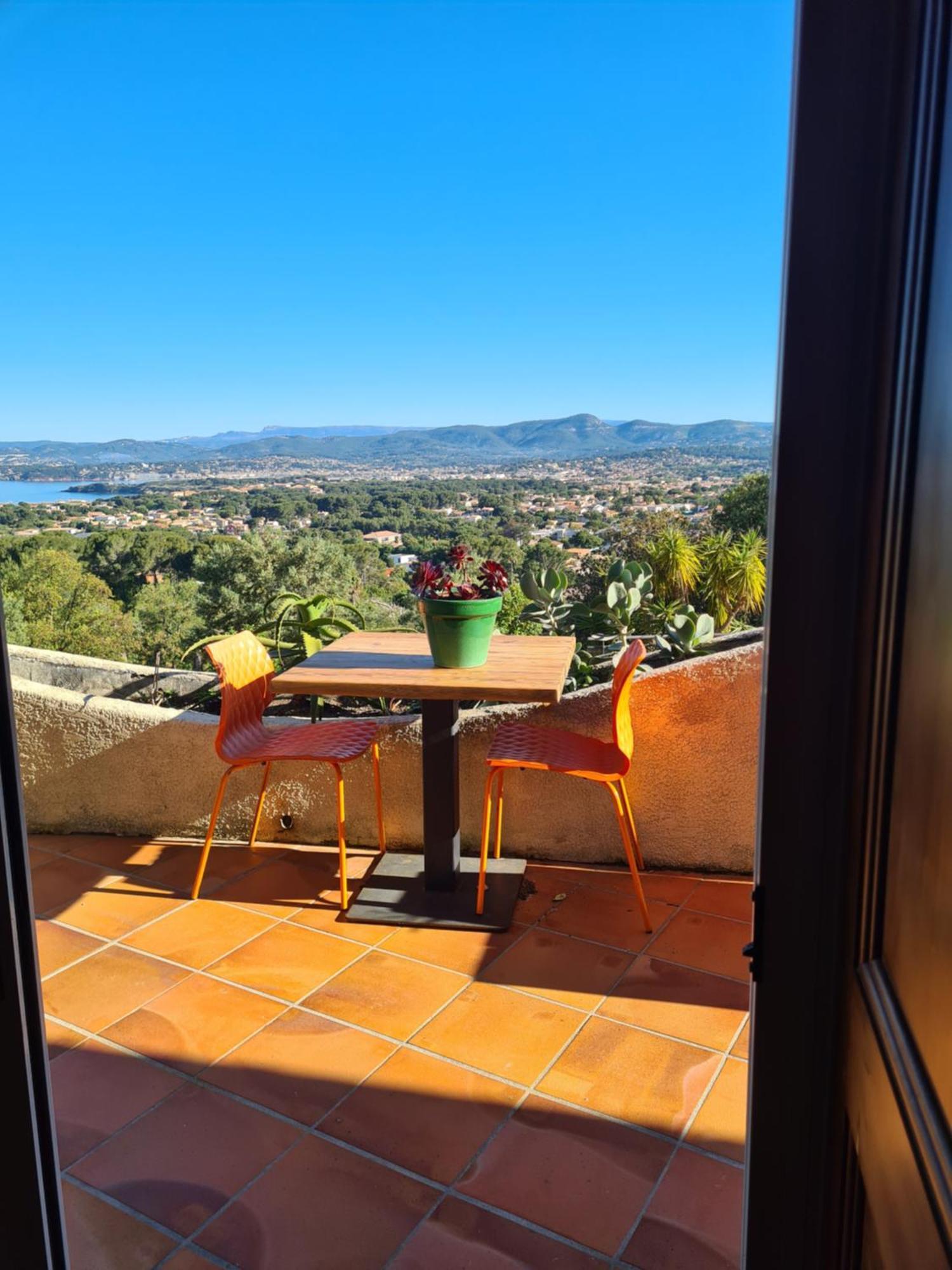 Villa M, Chambres D'Hotes, Vue Mer, Sauna, Piscine A Six-Fours Six-Fours-les-Plages Exterior photo